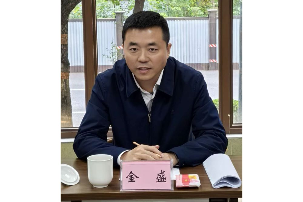 加背景1缩.jpg