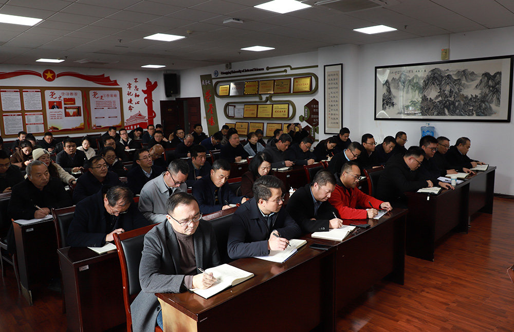 观众席照片缩剪.jpg